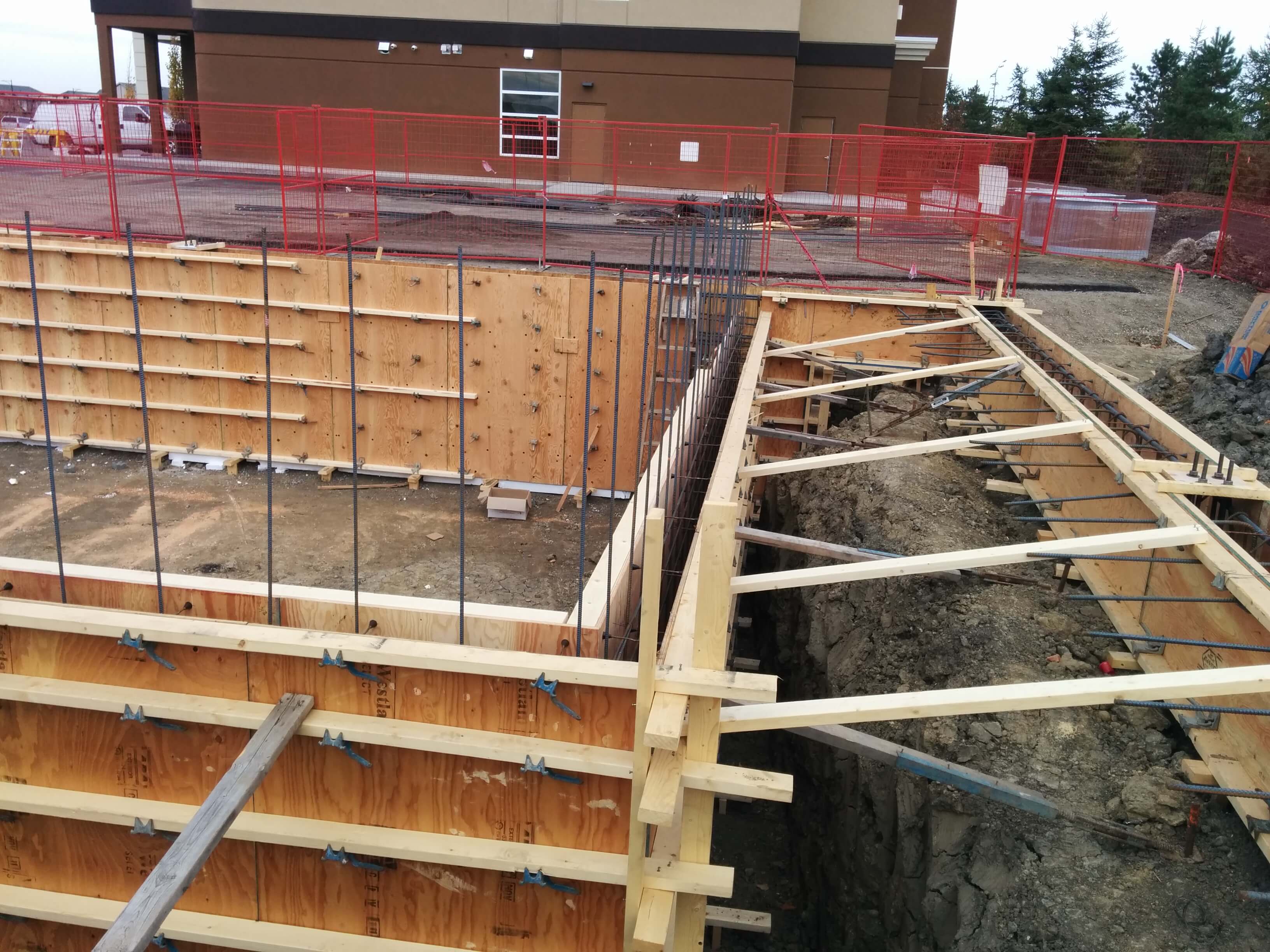 antic design stony plain gymnaisum 4